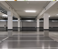 Parkplatz & Garage